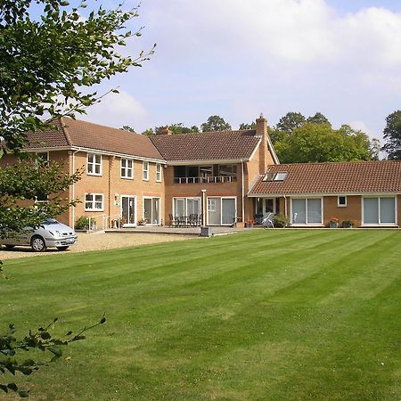 Meadow House Hotel Burwell  Buitenkant foto